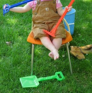 Got a little garden helper? Not only is this scarecrow costume fast, easy, and cute, there's a good chance you already have what you need to make it!