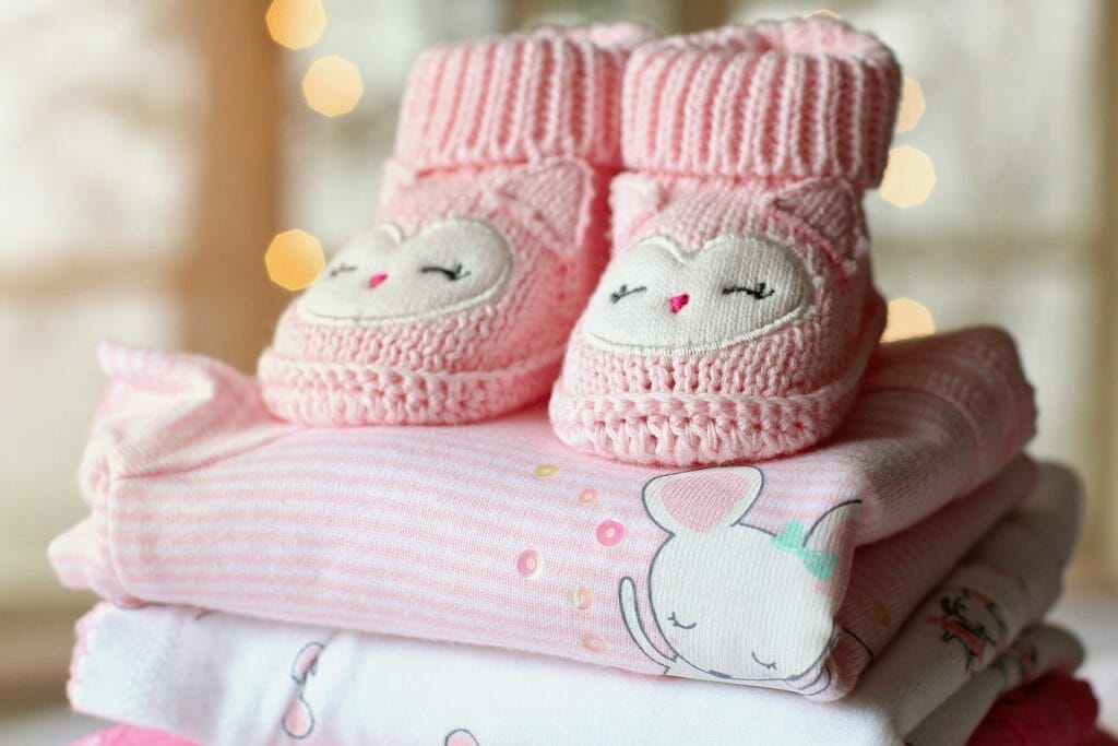 What - you DON'T have oodles of extra money lying around for that little bundle of joy? These tips and hacks will show you how to save money on baby stuff!