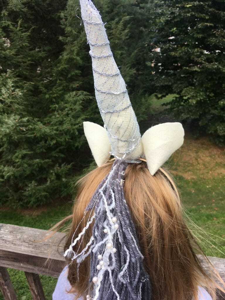 Got a tween or teen who wants to be a unicorn this Halloween? This easy unicorn costume tutorial will get you a sophisticated look in a few hours.