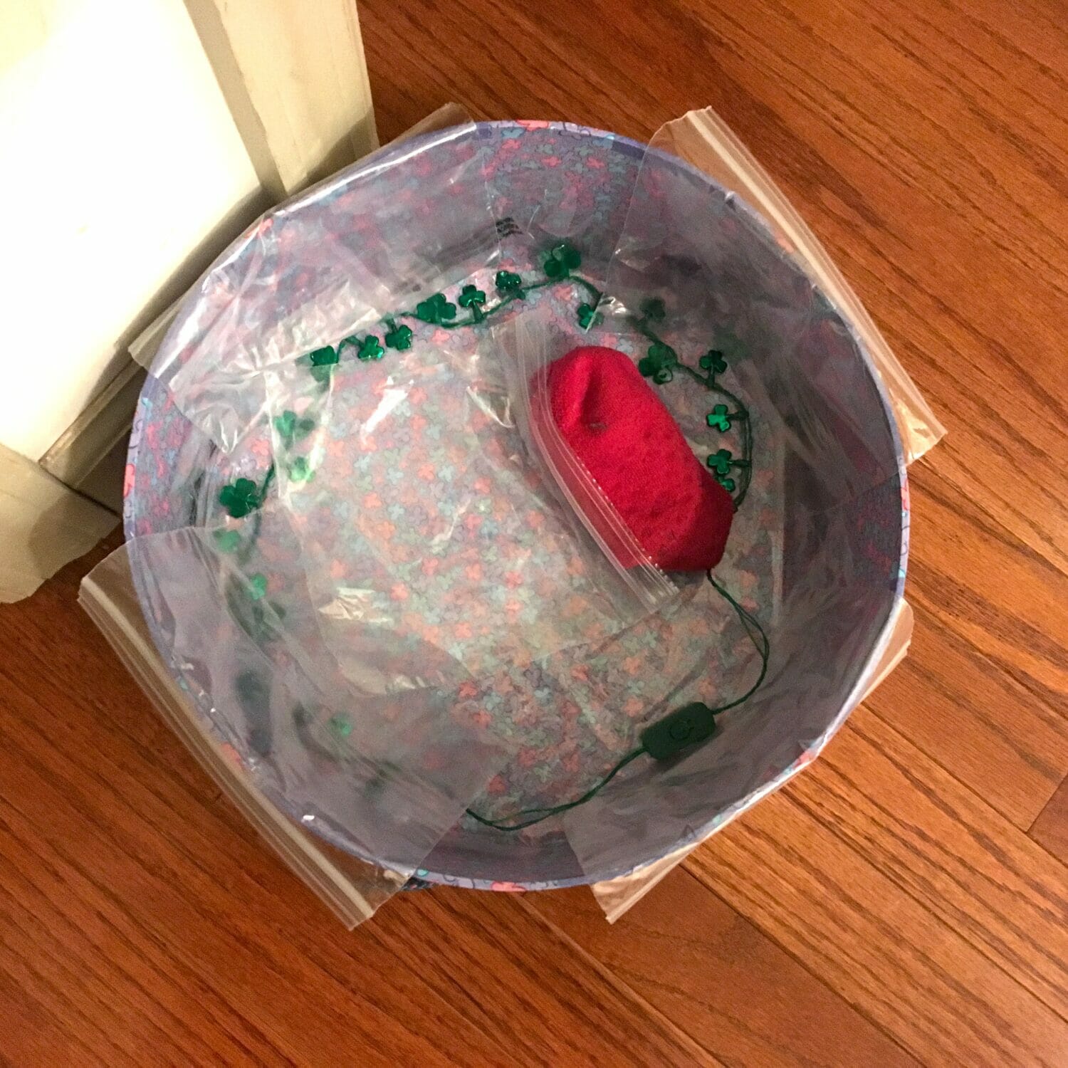 You don't need to know how to make a leprechaun trap to guide your littles through this super-fun STEM activity for preschoolers!